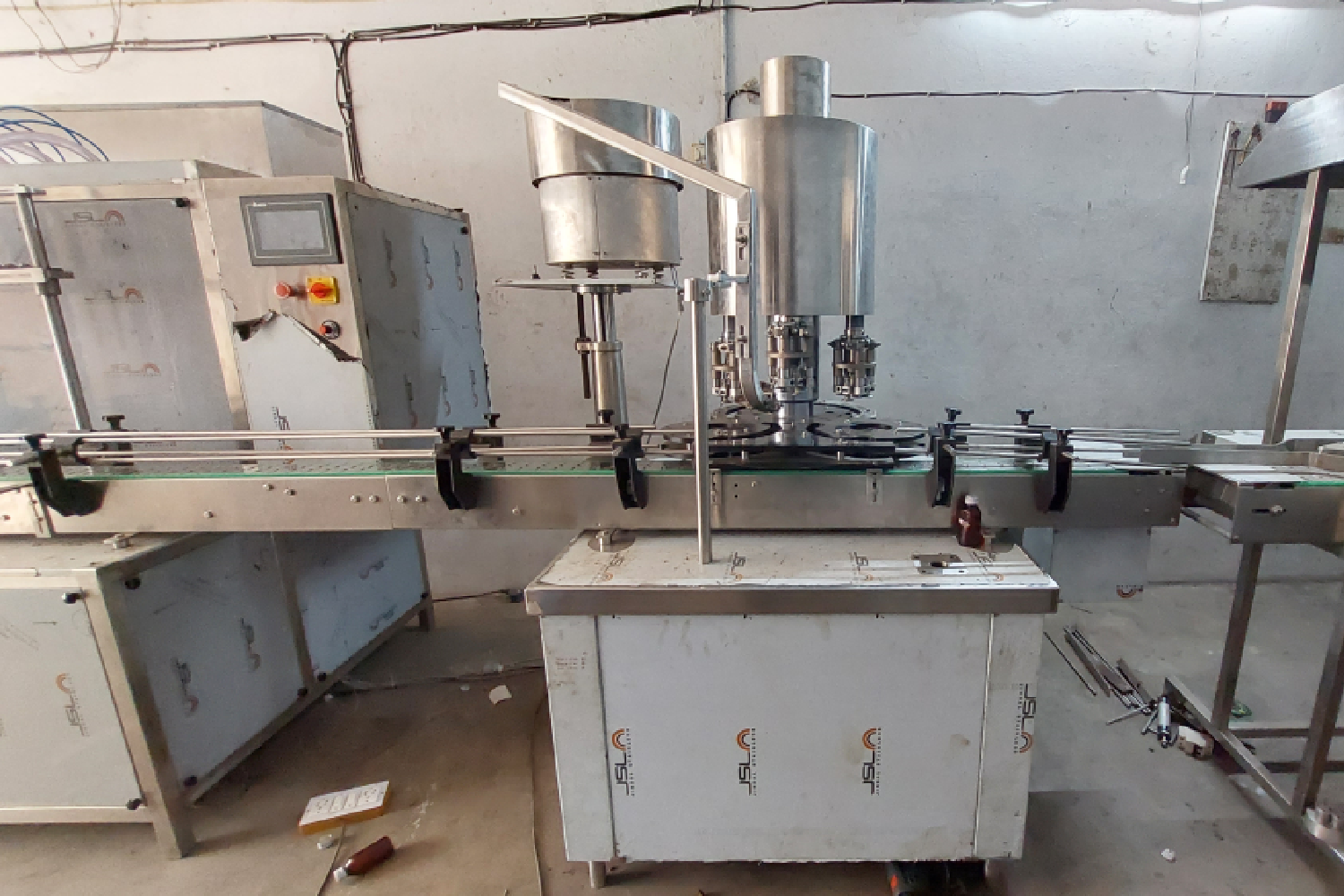 Bottle Capping Machine